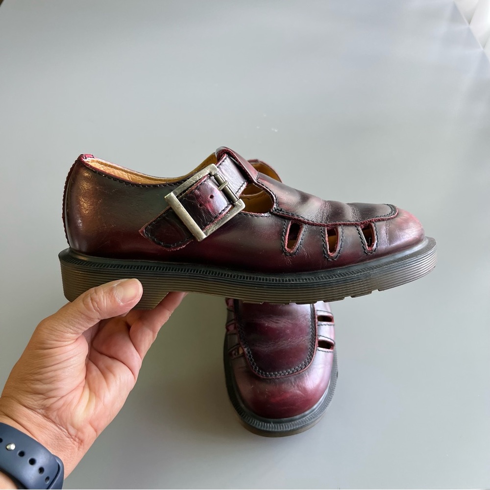 Vintage Dr Martens Mary Jane Super rare cherry rub off leather.